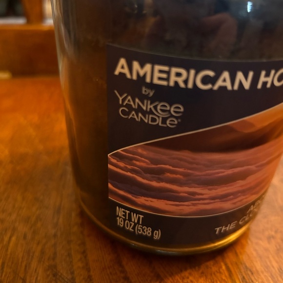 Yankee Above The Clouds 19oz Candle NEW! - Picture 6 of 6